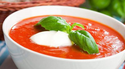 Sopa de tomate casera