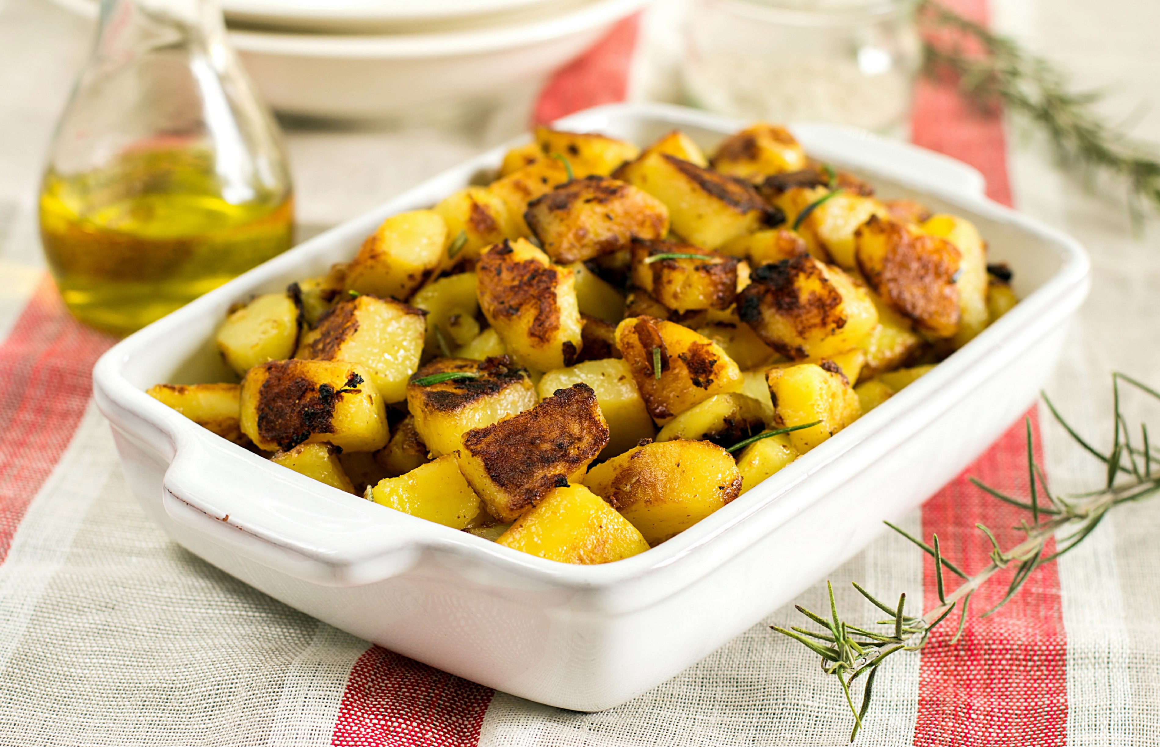 La mejor receta de patatas al horno en microondas